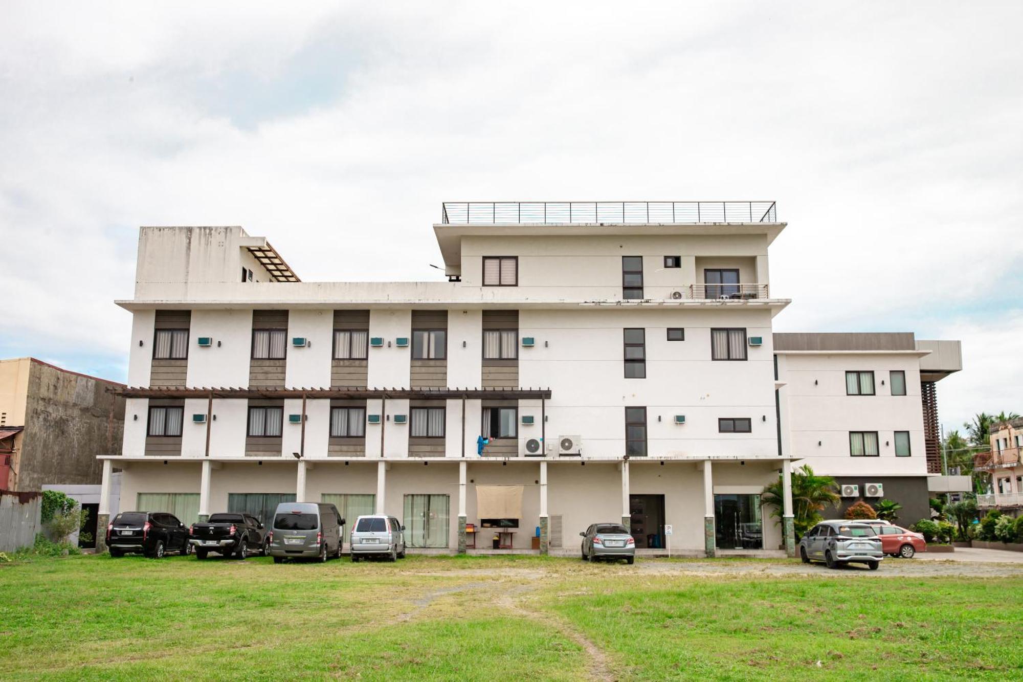 Hotel Costa Brava Tacloban Exterior foto