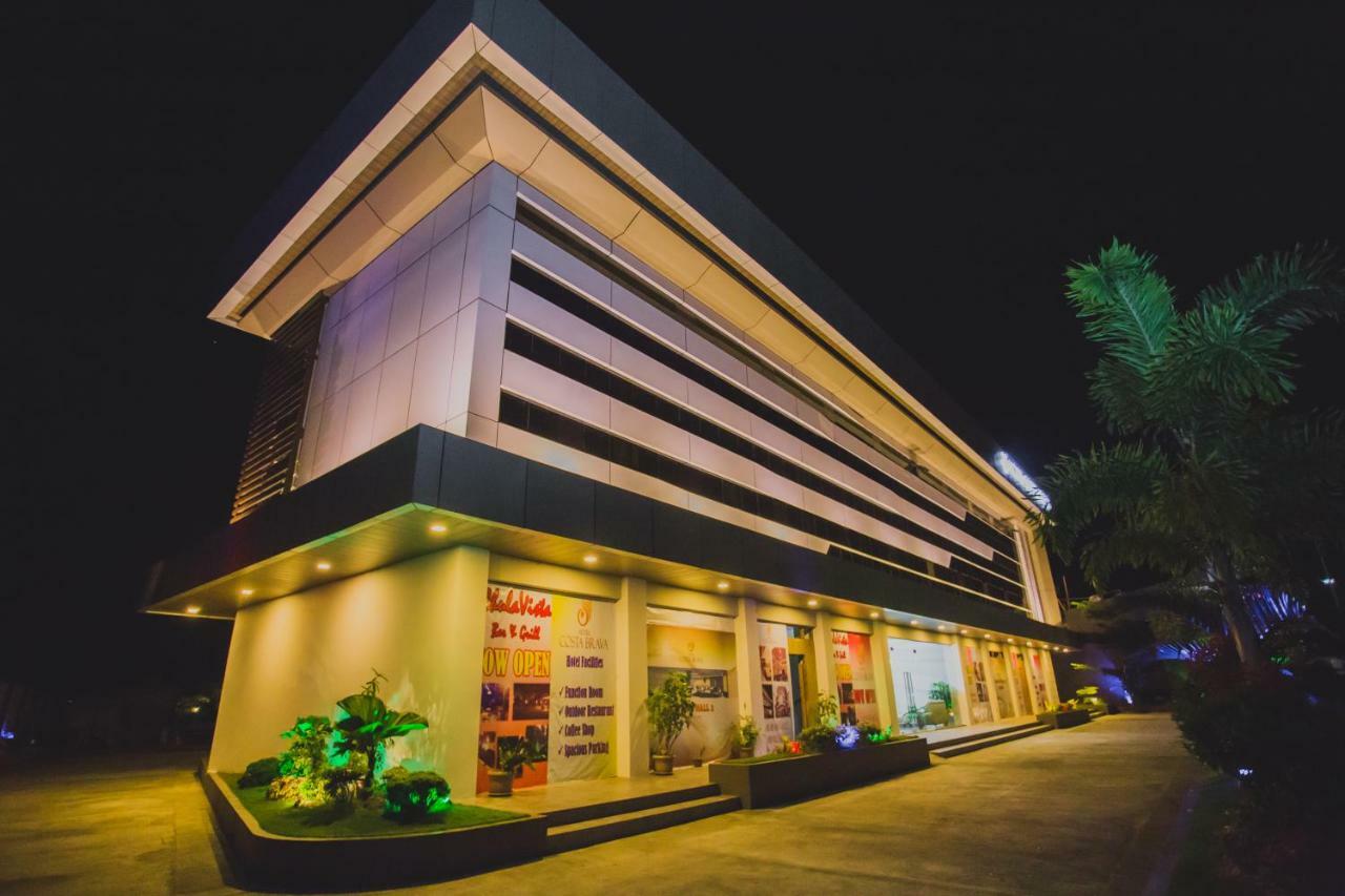 Hotel Costa Brava Tacloban Exterior foto
